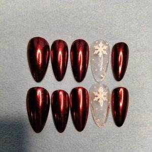 Christmas/Winter Handmade Press On Nails, Size Large, Shape Almond, Length Short